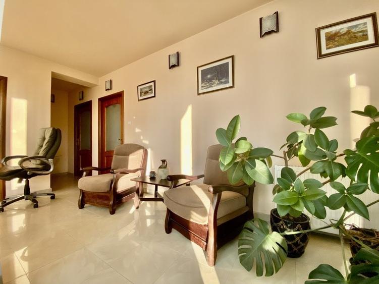 Casă cu 4 camere cu Canalizare în Micro 4
