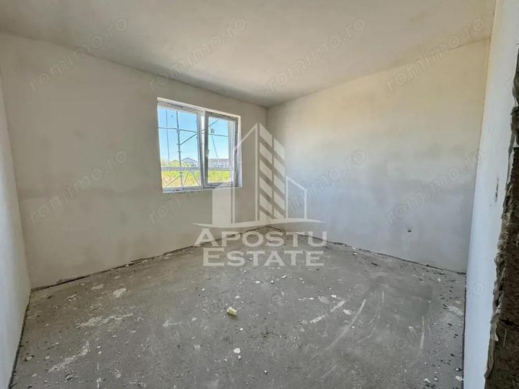 Apartament cu 3 camere semidecomandat în Calea Urseni
