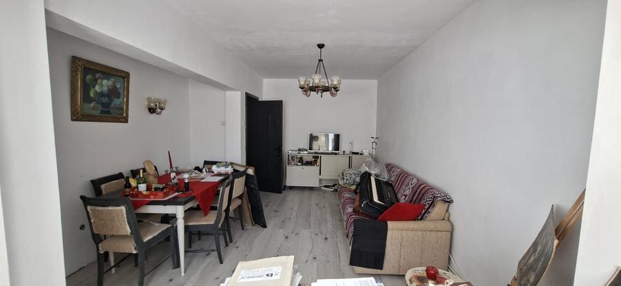 Ocazie - Centru (V.Alecsandri) - 3 camere / 2 bai / 2 balcoane - 82 mp - etaj 3 - 4