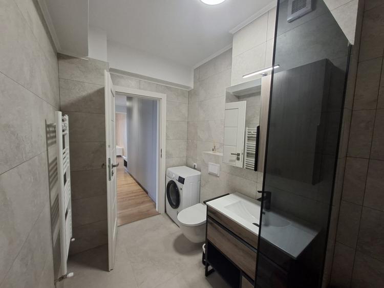 Apartament cu 3 camere decomandat, mobilat în Șelimbăr