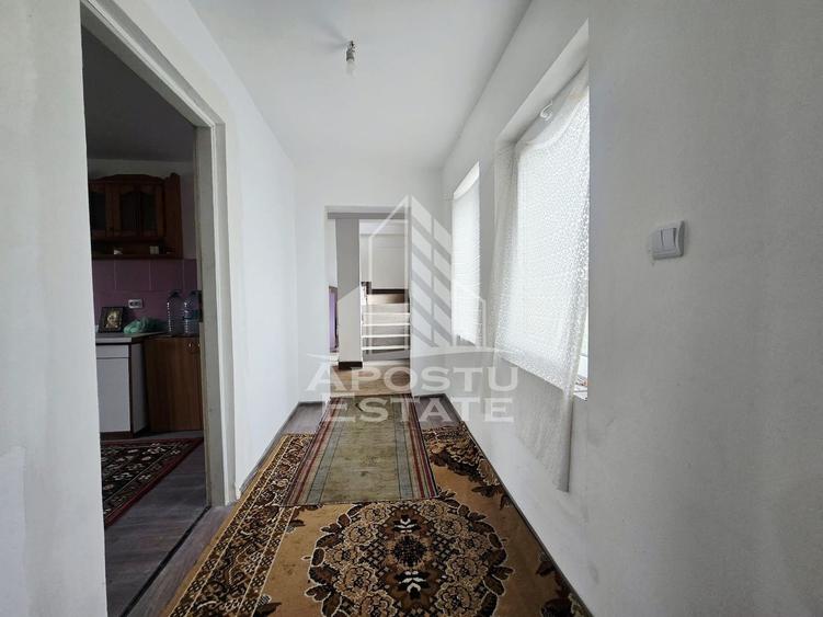 Casă individuală cu 4 camere cu Canalizare în Dudeștii Noi