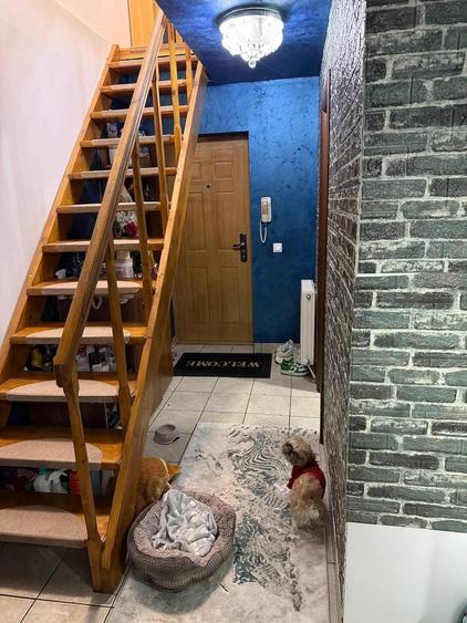 Apartament cu 3 camere decomandat, mobilat în Berceni