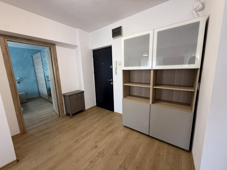 Apartament cu 2 camere decomandat, mobilat în Ultracentral