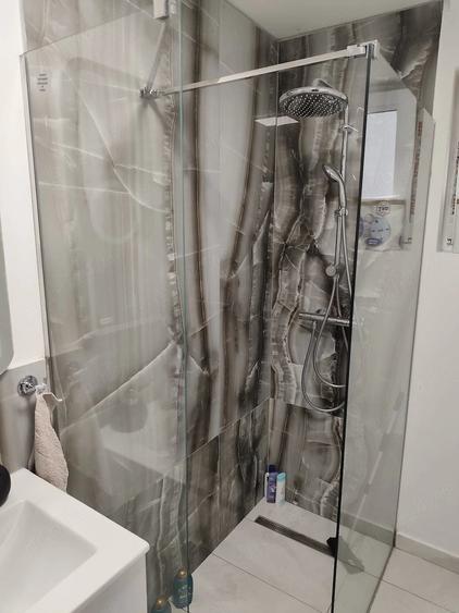 Apartament cu 2 camere decomandat în Traian