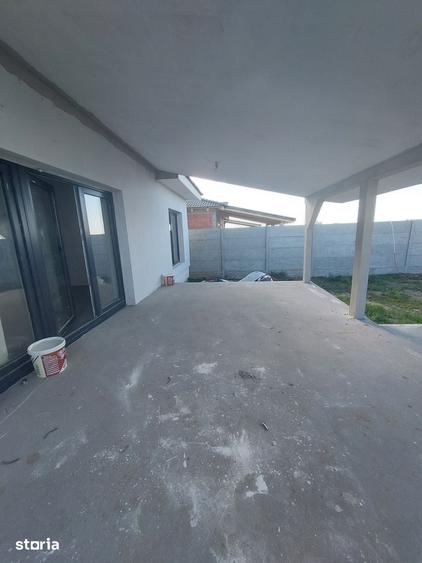 Casă cu 4 camere cu Teren 500 Mp în Central