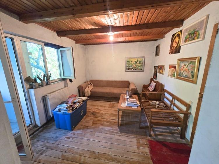 Duplex cu 5 camere cu Canalizare în Chitila