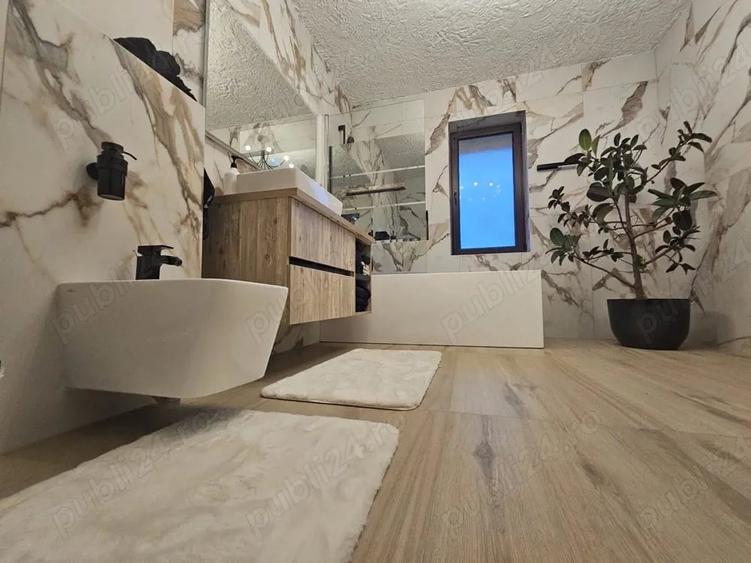Casă cu Teren 1500 Mp în Central
