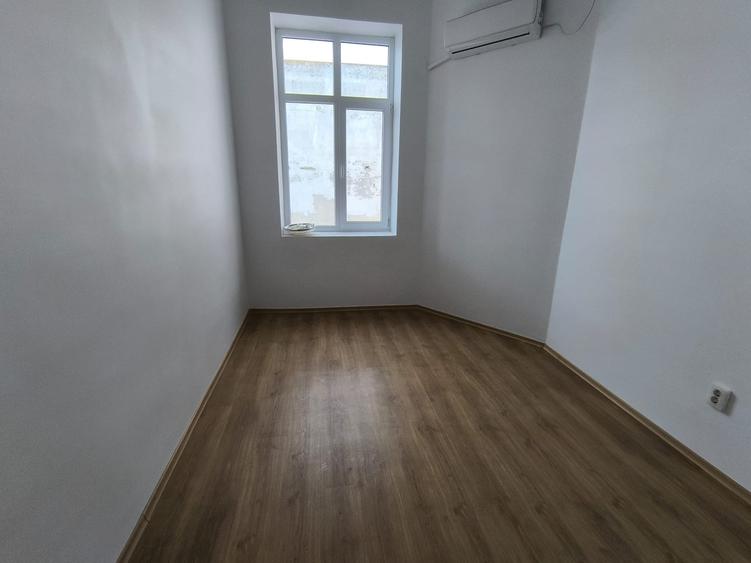 Spațiu comercial, de 809.89001464844 mp, în Ultracentral