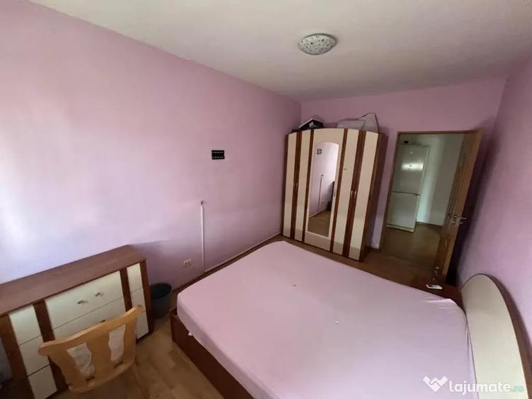 Apartament cu 2 camere decomandat în Gară