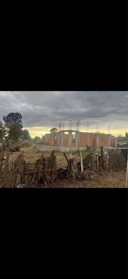 Casă cu 4 camere în Suraia