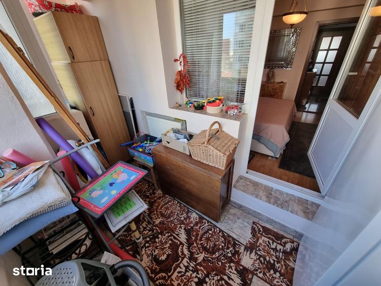 Apartament cu 3 camere în Capitol