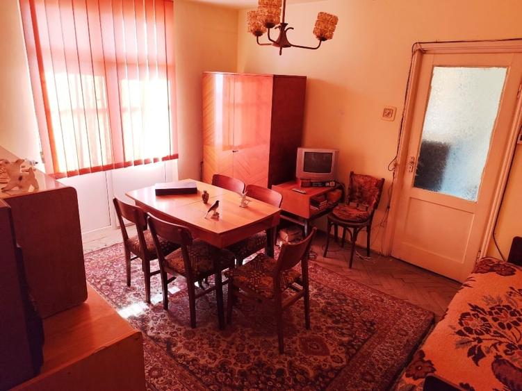 Apartament cu 2 camere semidecomandat în Ultracentral