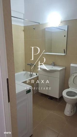 Garsonieră decomandată în Luna