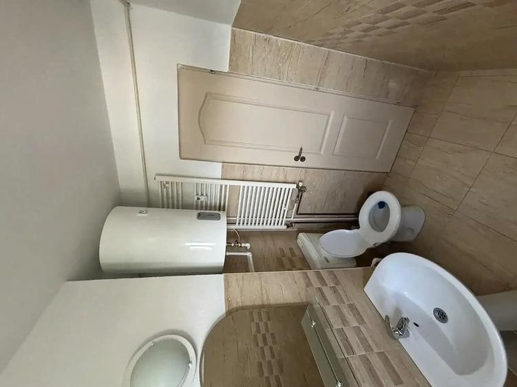 Apartament cu 2 camere semidecomandat în Brazda lui Novac