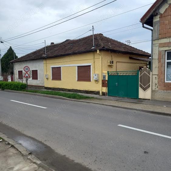 Casă cu 3 camere în Șega