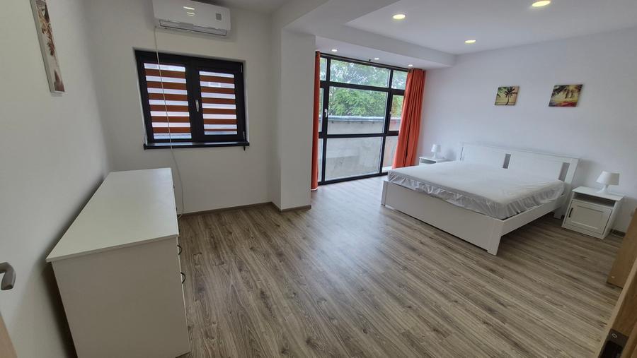 Apartament cu 2 camere decomandat, mobilat în 13 Septembrie