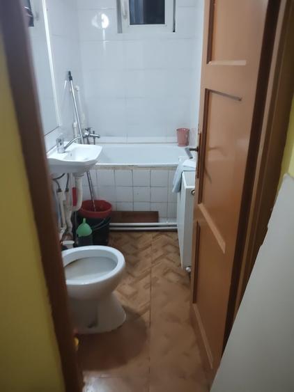 Apartament cu 3 camere în Rogoz