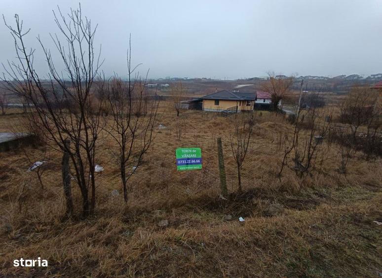Teren de 833 mp, în Miroslava