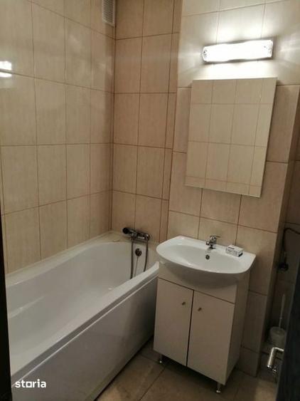 Apartament cu 3 camere în Progresul