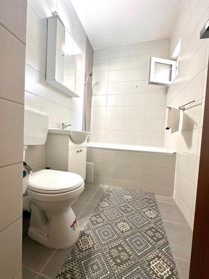 Apartament cu 2 camere decomandat în Rogerius