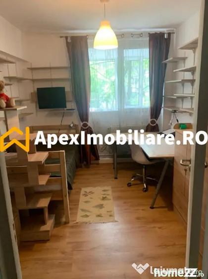 Apartament cu 3 camere decomandat, mobilat în Titan