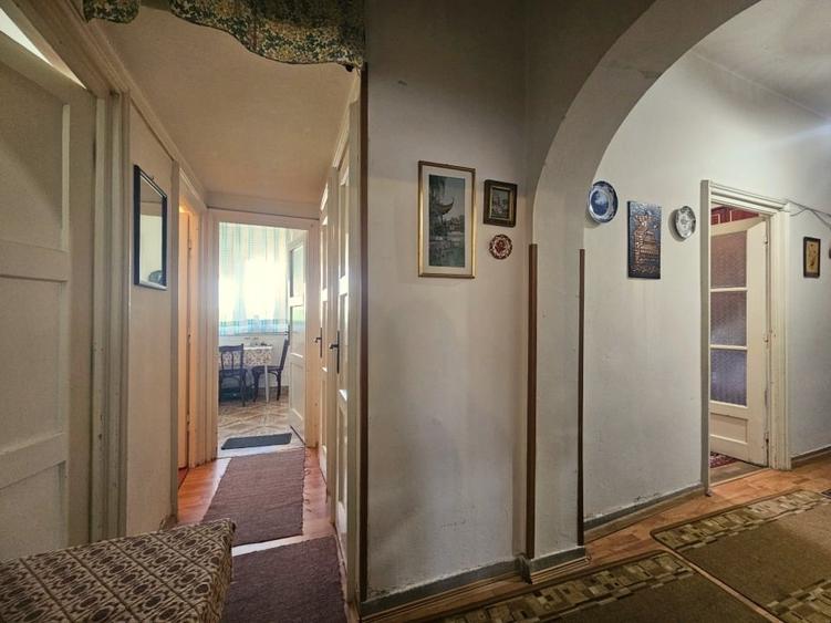 Apartament cu 2 camere decomandat în Bucureștii Noi