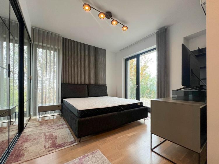 Apartament cu 4 camere semidecomandat în Nord