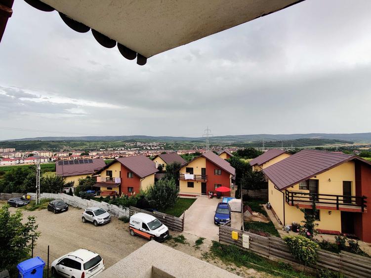 Apartament cu 3 camere decomandat în Lunca Cetățuii