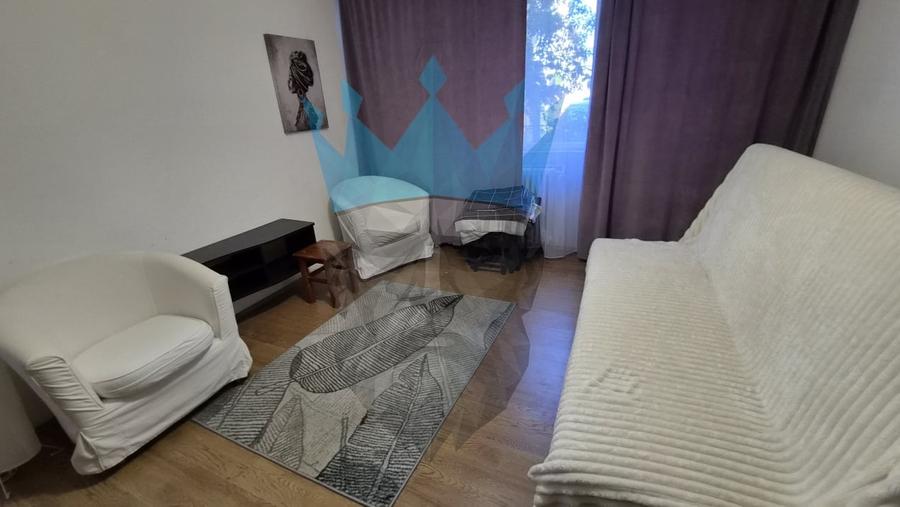 Apartament cu 2 camere decomandat, mobilat în Cantemir