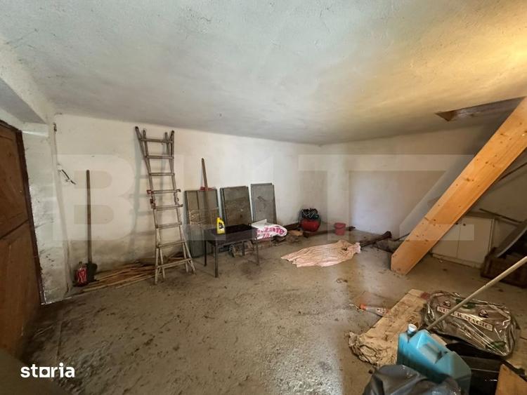 Casă cu 4 camere cu Teren 2686 Mp în Mărișelu