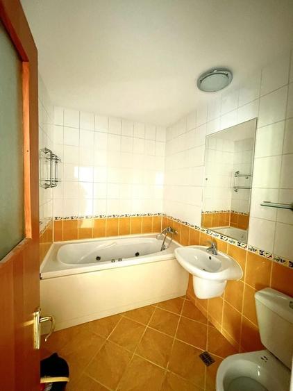 Apartament cu 3 camere decomandat, mobilat în Apărătorii Patriei