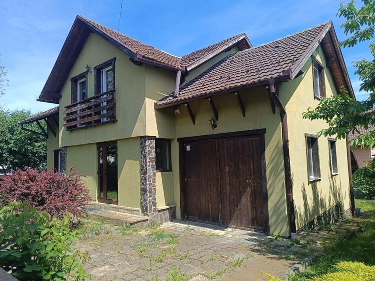 Casă cu 4 camere în Exterior Vest