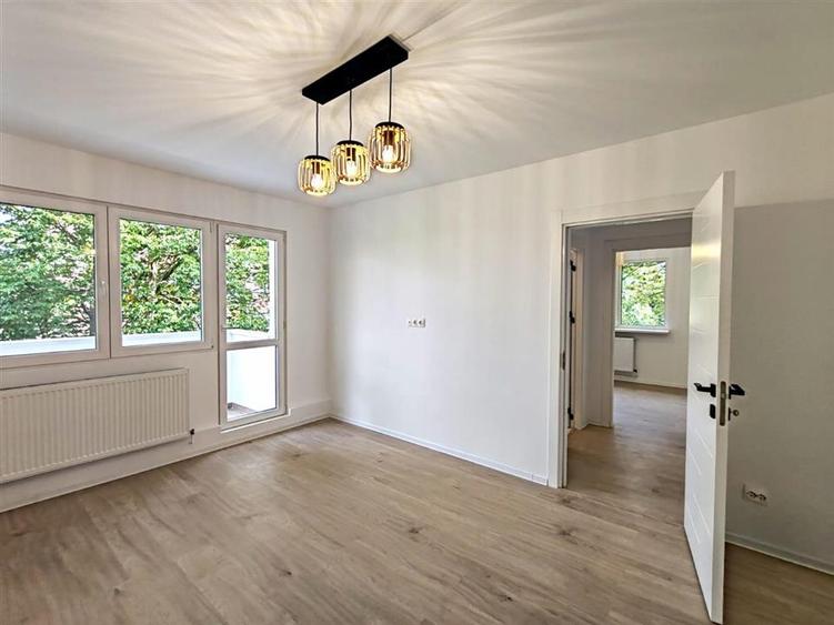 Apartament cu 2 camere semidecomandat în Astra