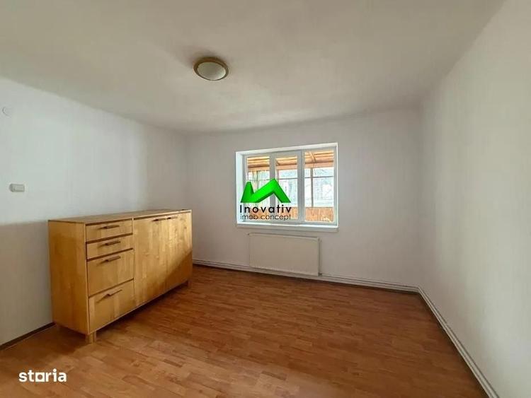 Casă cu 3 camere decomandat în Trei Stejari