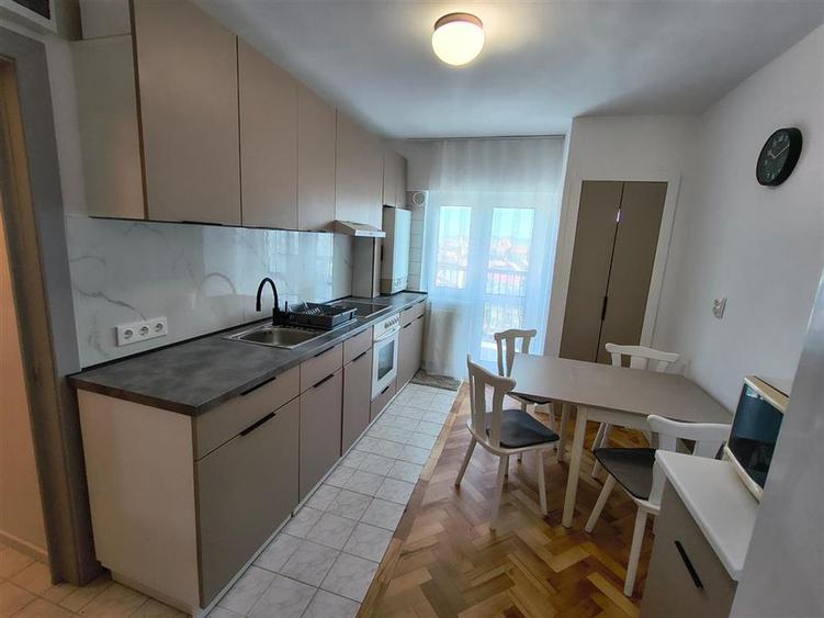 Apartament cu 2 camere circular în Sub Arini