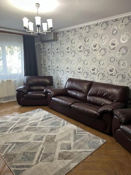 Apartament cu 2 camere decomandat în Apusului