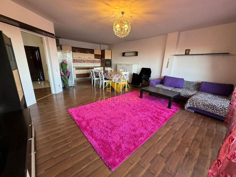 Apartament cu 3 camere semidecomandat în Calea Turzii