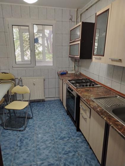 Apartament cu 2 camere decomandat în Ghencea