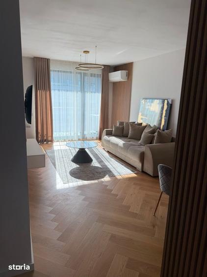 Apartament cu 3 camere, mobilat în Plopilor
