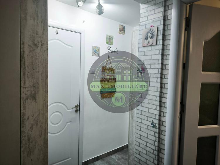 Apartament cu 2 camere decomandat în Vest