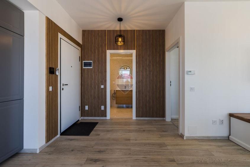 Apartament cu 2 camere decomandat, mobilat în Tractorul