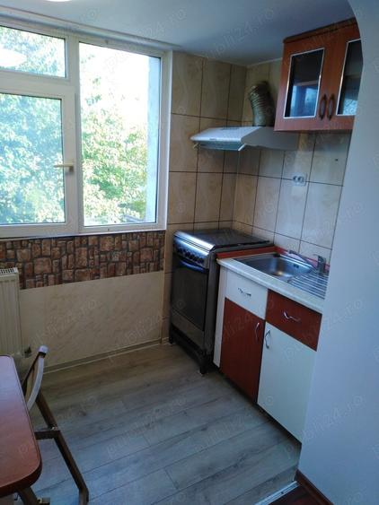 Garsonieră decomandată în Micro 40