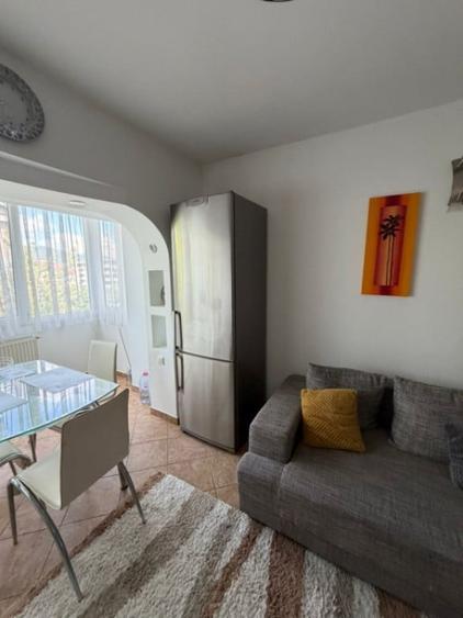 Apartament 2 camere, 64 mp, garaj op?ional, zona Regele Mih - 10