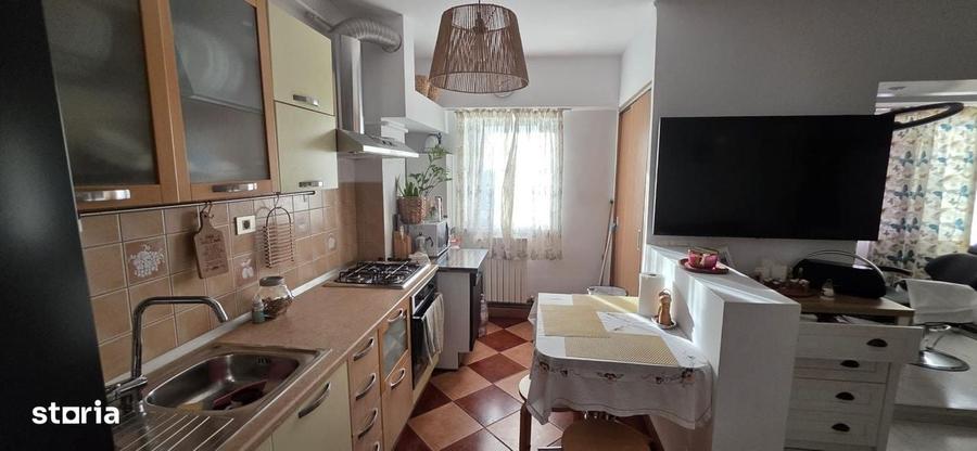 Apartament cu 2 camere semidecomandat în Central