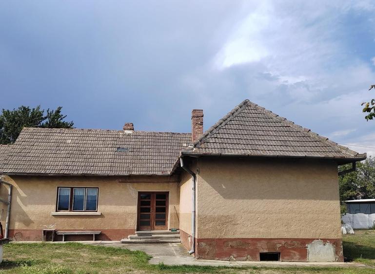 Casa de inchiriat - 1
