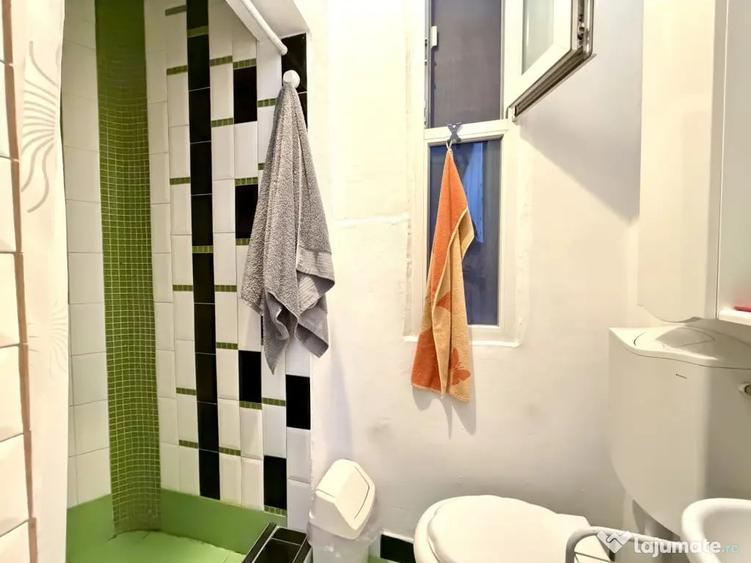 Casă cu 4 camere cu Teren 30 Mp în Central