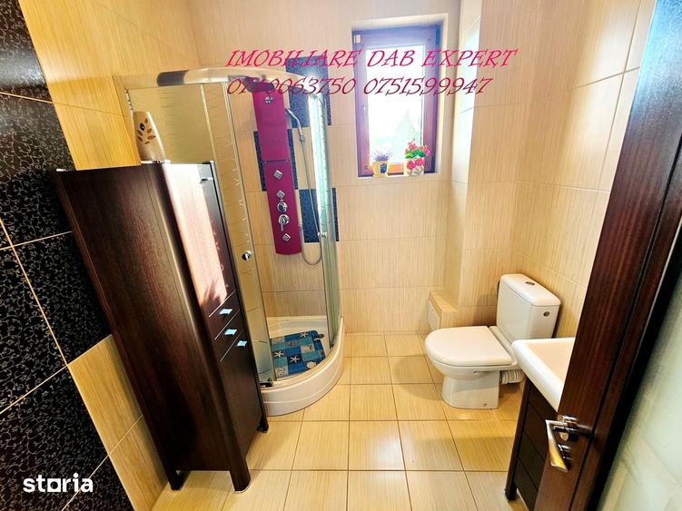 Casă cu 5 camere cu Teren 636 Mp în Central
