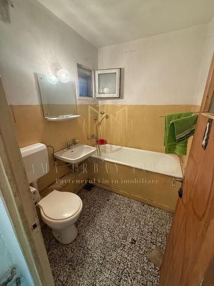 Garsonieră decomandată în Moșilor
