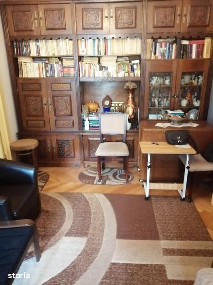Apartament cu 2 camere în Aleea Trandafirilor