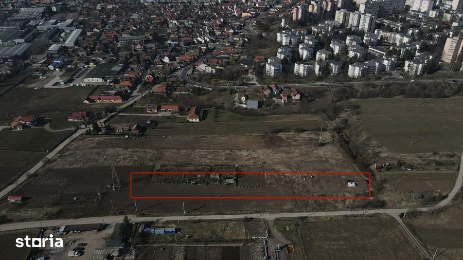 Teren de 2300 mp, în Dâmbu Pietros